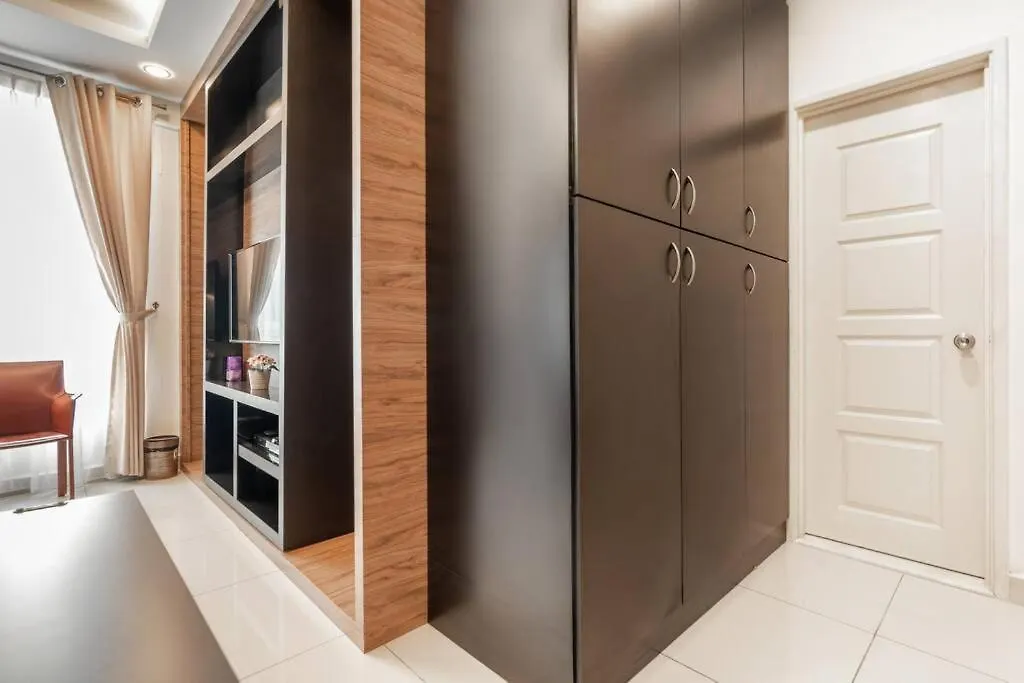 Mansion One Executive Studio 2Pax George Town 0*,
