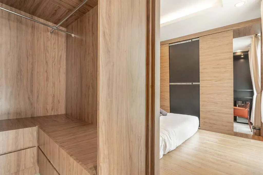 Mansion One Executive Studio 2Pax George Town Apartment
